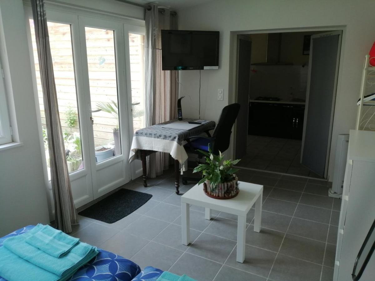 L'Escale Vichy Villa ภายนอก รูปภาพ